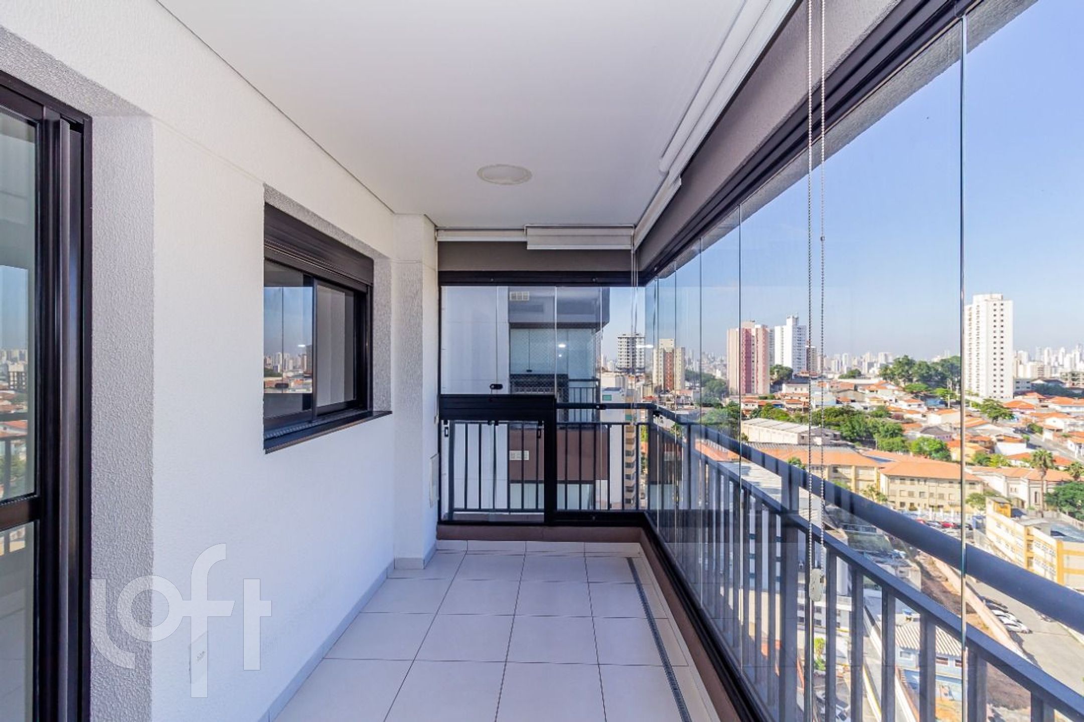 Apartamento à venda com 2 quartos, 61m² - Foto 5