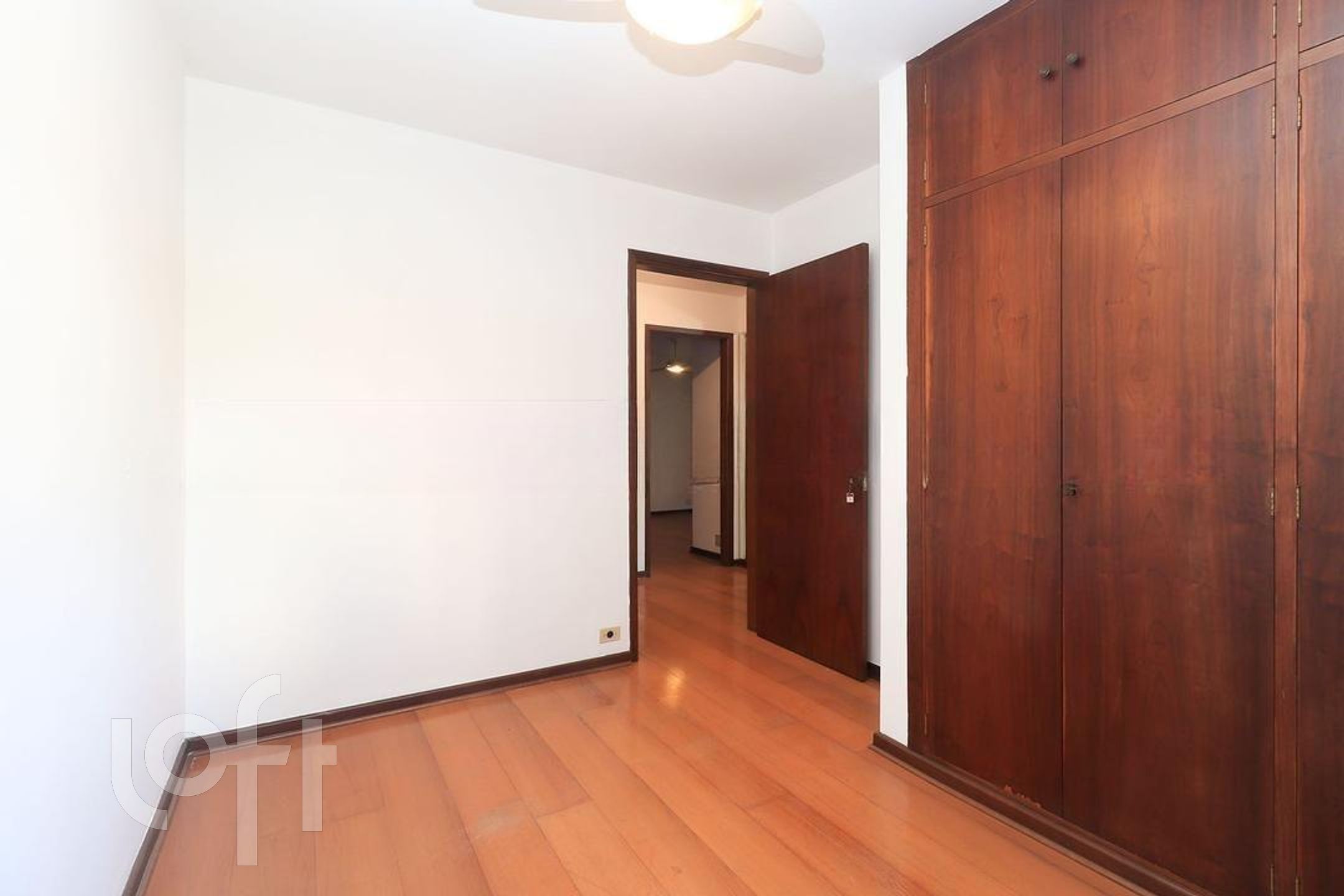 Casa à venda com 4 quartos, 300m² - Foto 23