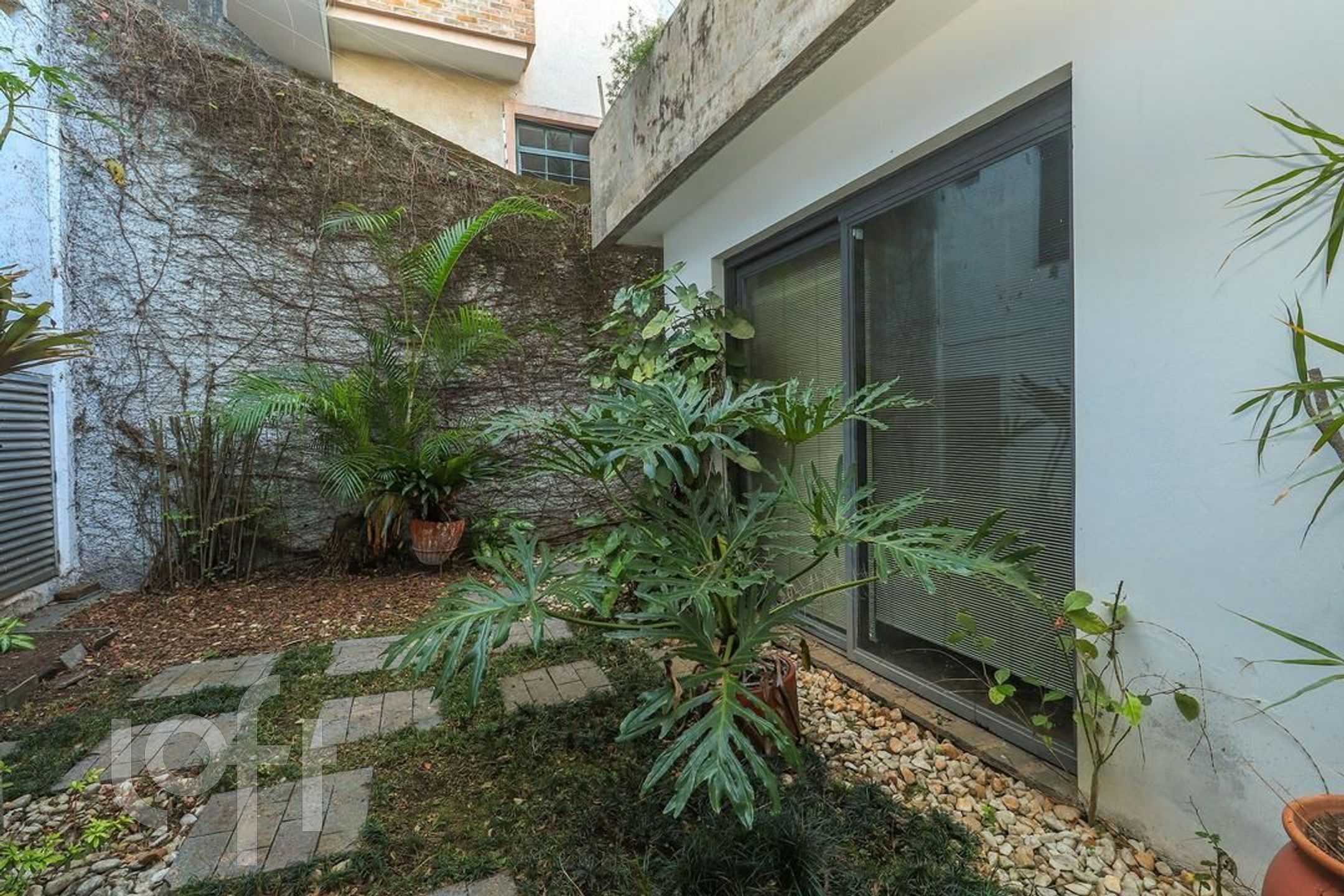 Casa à venda com 4 quartos, 300m² - Foto 53