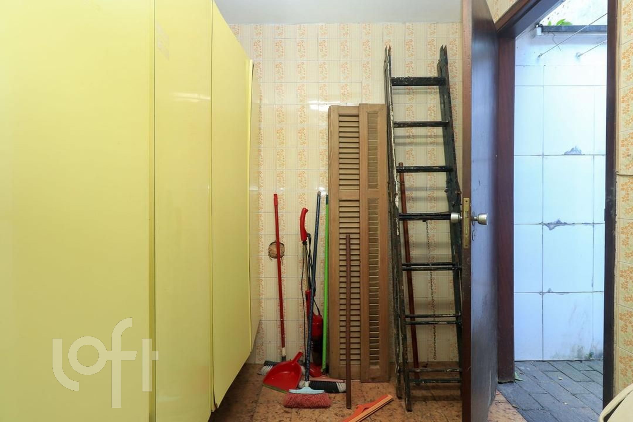 Casa à venda com 4 quartos, 300m² - Foto 46