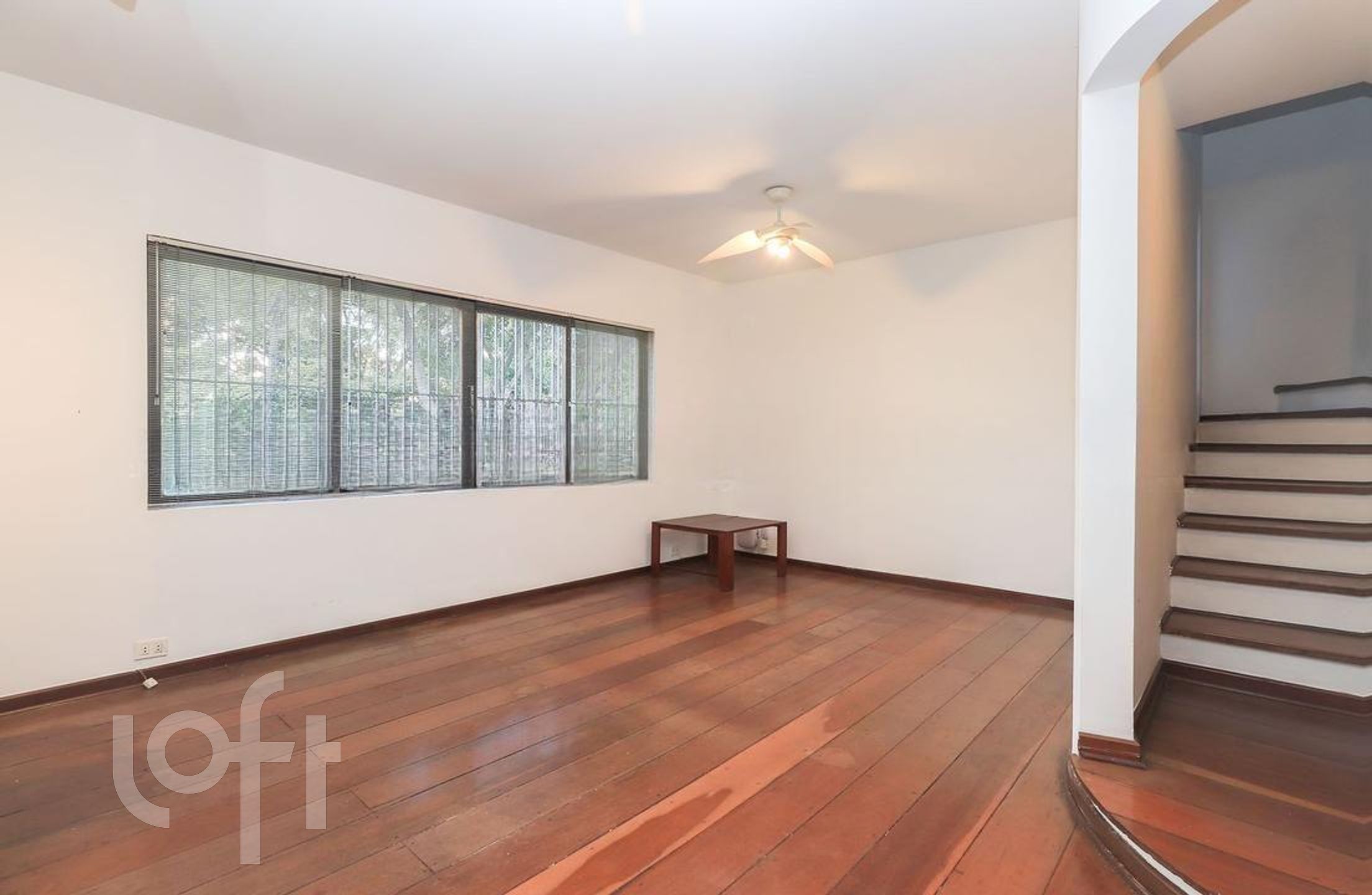 Casa à venda com 4 quartos, 300m² - Foto 11