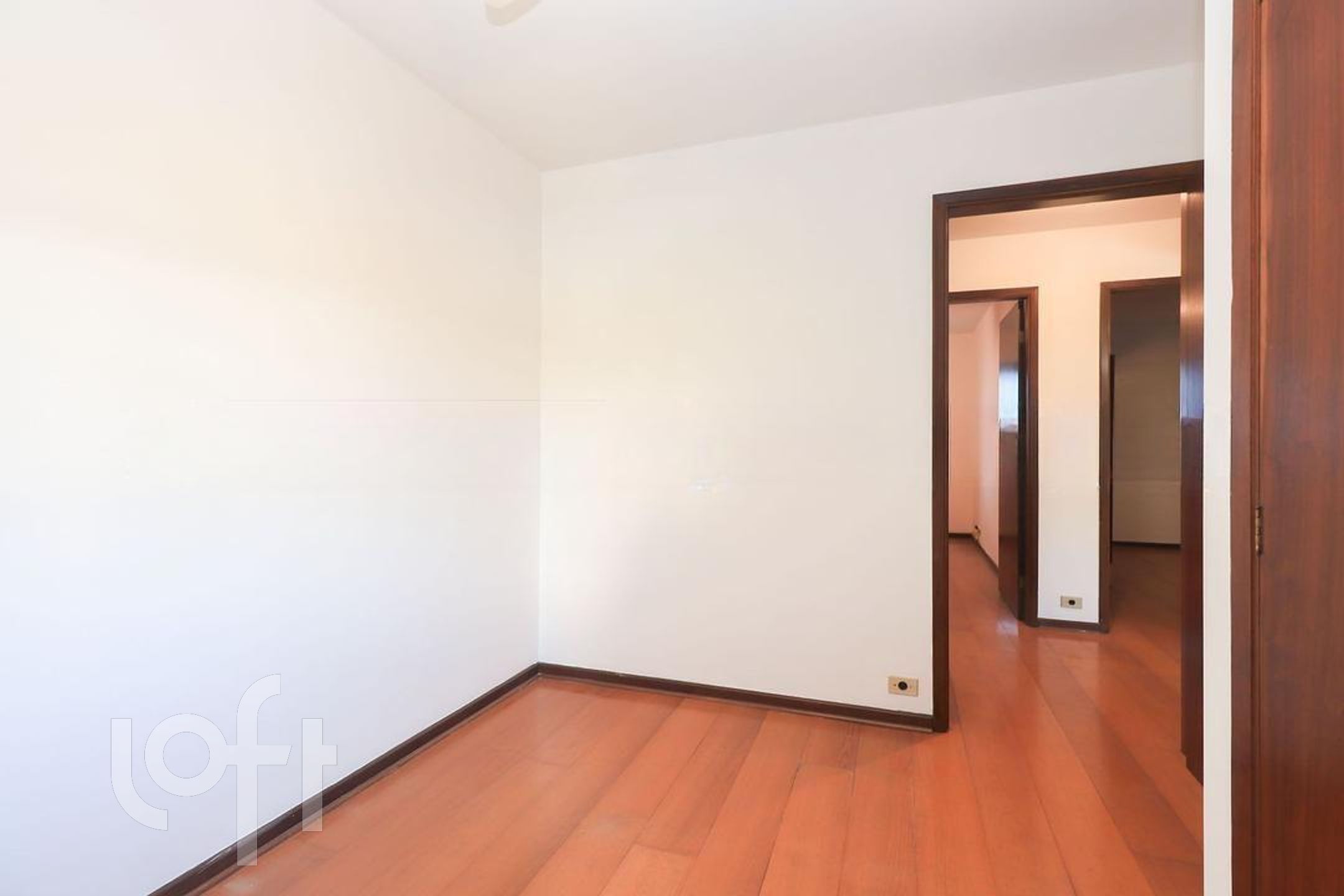 Casa à venda com 4 quartos, 300m² - Foto 19