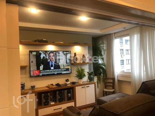 Apartamento com 190m², 3 dormitórios, 1 suíte, 1 vaga, Rio Branco em Porto Alegre