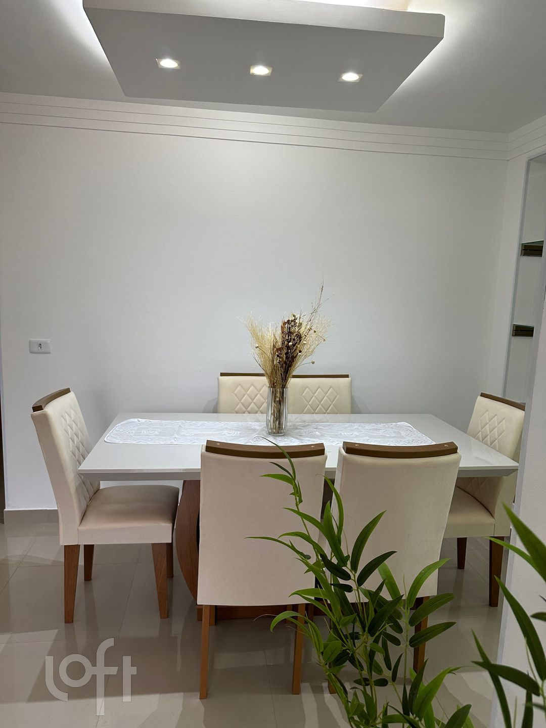 Apartamento à venda com 3 quartos, 66m² - Foto 3