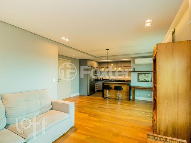 Apartamento com 81m², 2 dormitórios, 2 suítes, 2 vagas, Moinhos de Vento em Porto Alegre