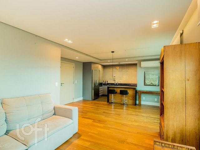 Apartamento com 81m², 2 dormitórios, 2 suítes, 2 vagas, Moinhos de Vento em Porto Alegre