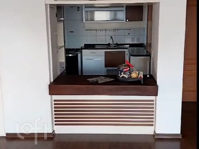 Apartamento com 95m², 2 dormitórios, 1 suíte, 2 vagas, Jardim Botânico em Porto Alegre