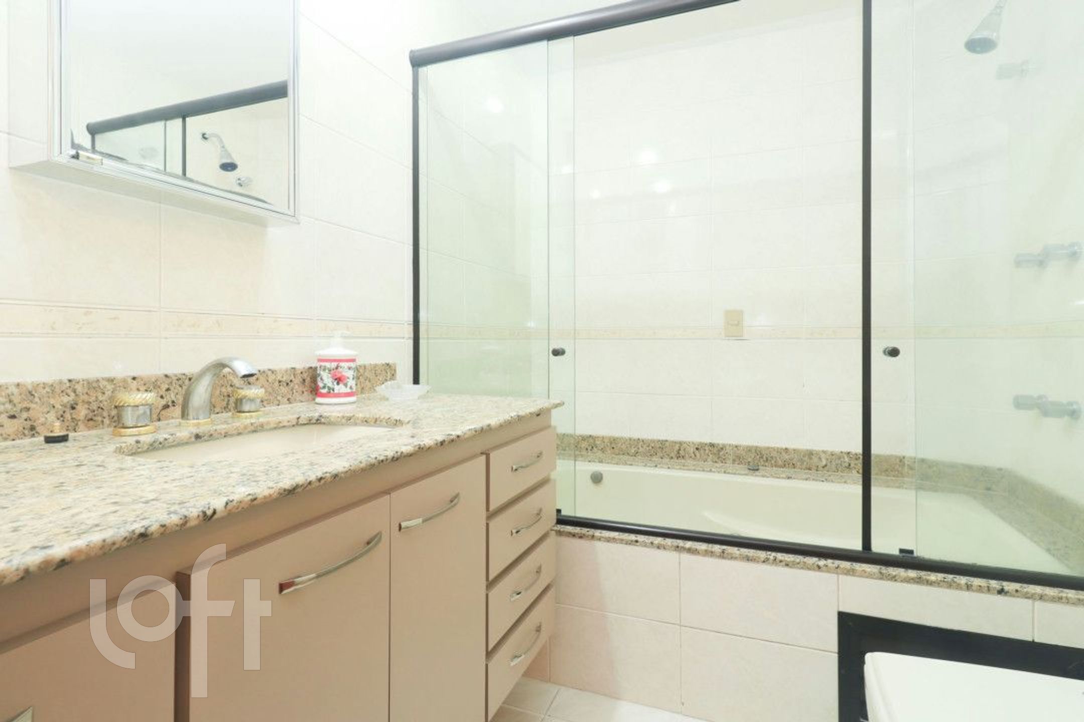 Apartamento à venda com 3 quartos, 140m² - Foto 32