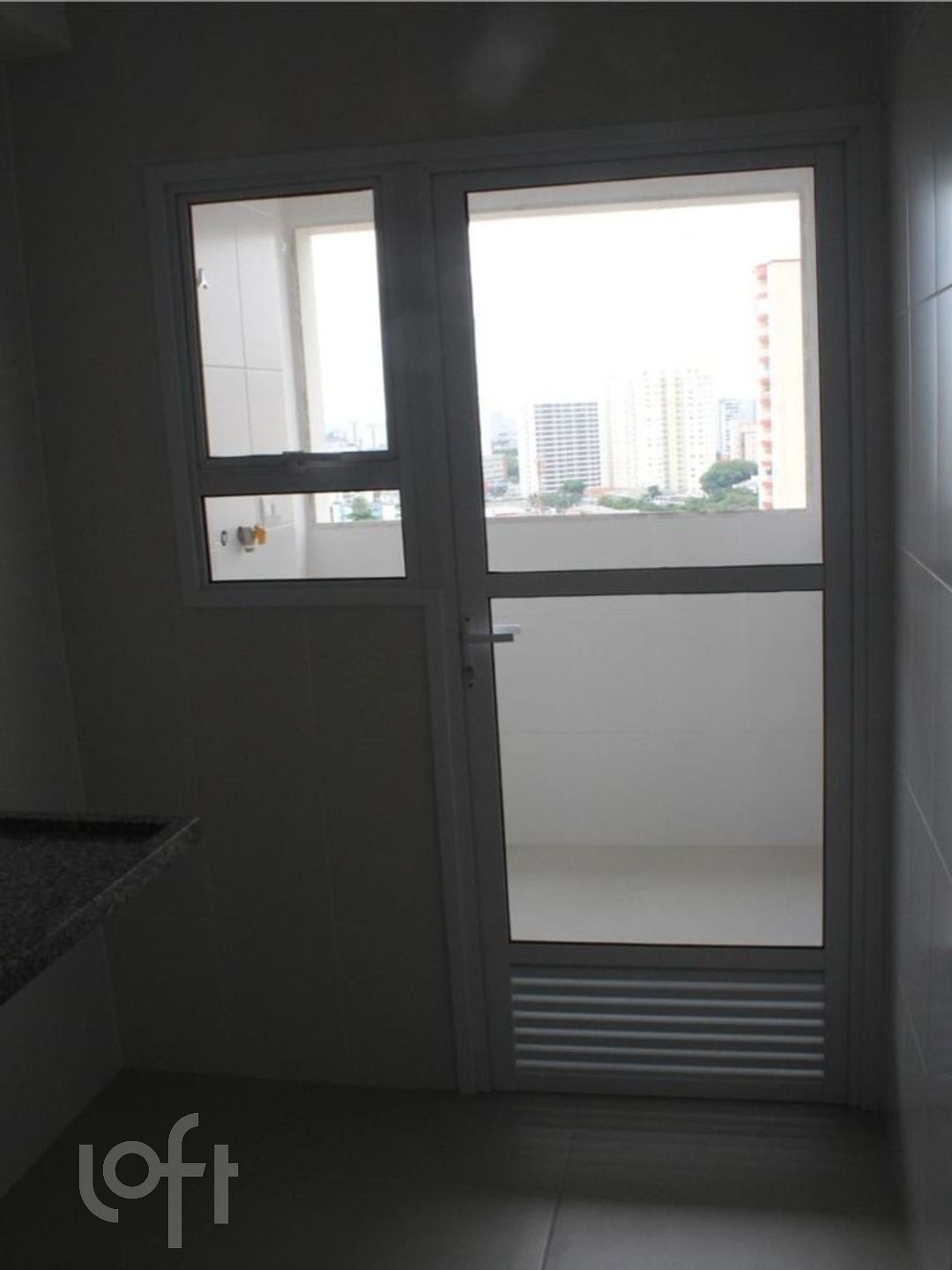 Apartamento à venda com 2 quartos, 62m² - Foto 18