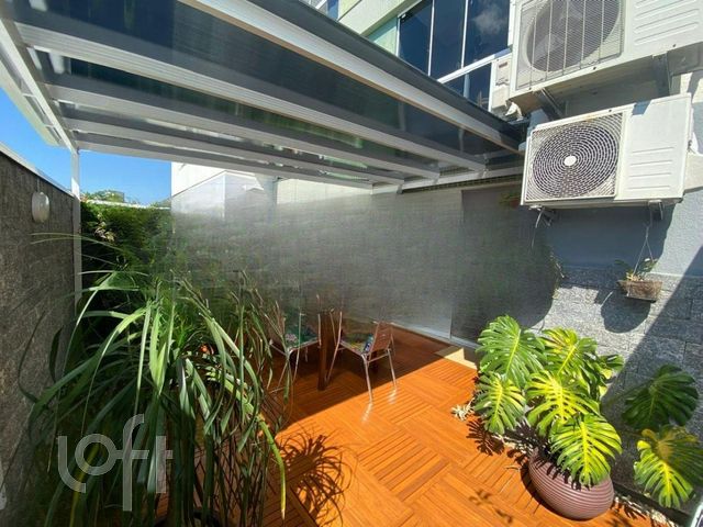 Apartamento com 141m², 3 dormitórios no bairro Nossa Senhora das Graças em Canoas para Comprar