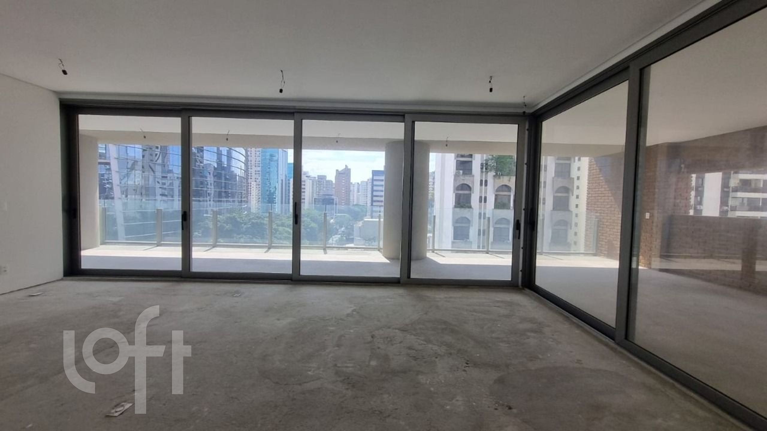 Apartamento à venda com 4 quartos, 335m² - Foto 47