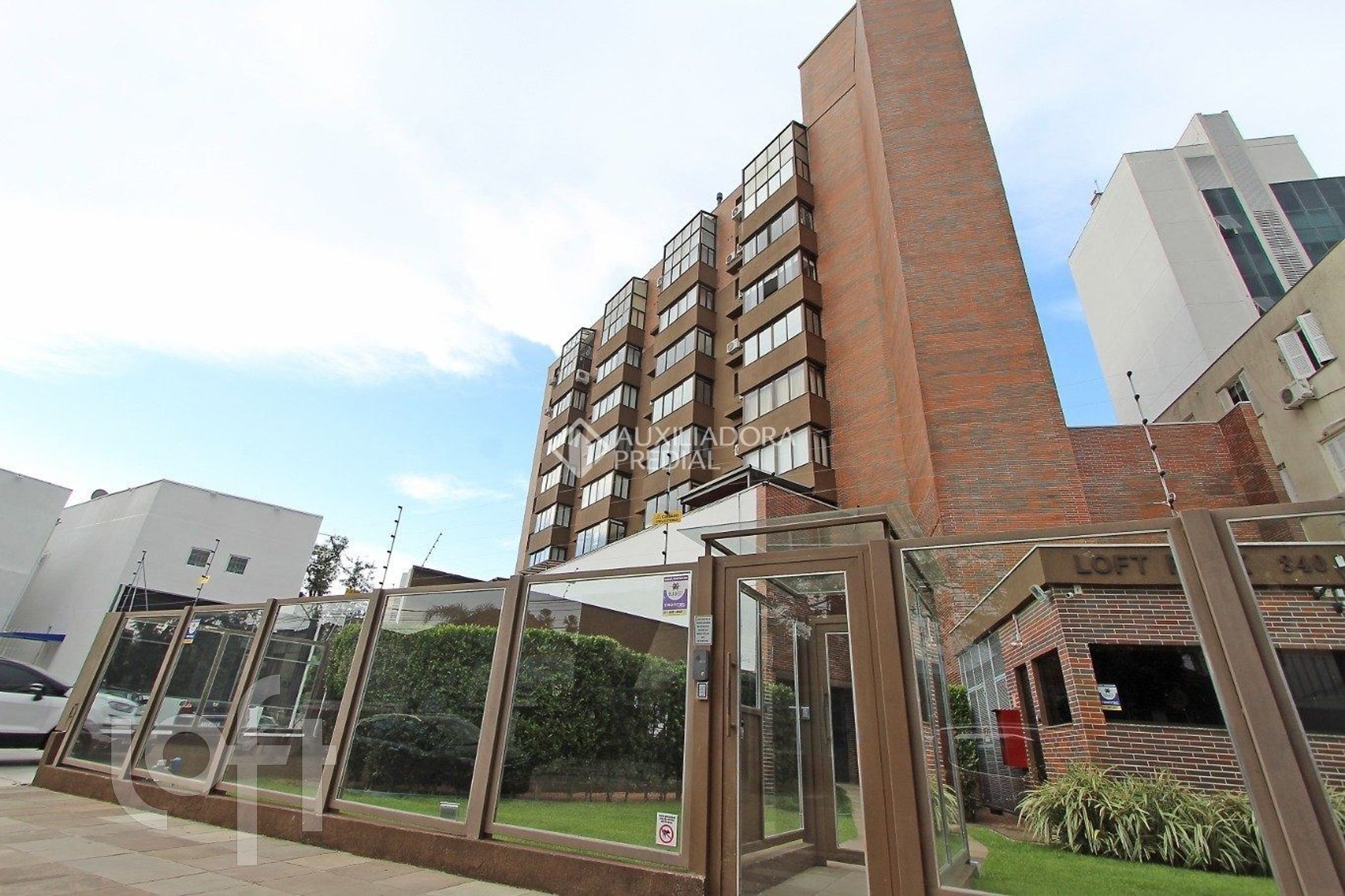 Apartamento com 38m², 1 dormitório, 1 vaga, Rio Branco em Porto Alegre