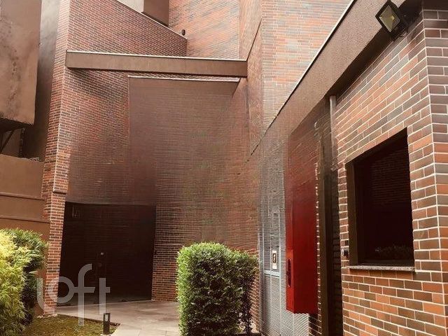 Apartamento com 38m², 1 dormitório, 1 vaga, Rio Branco em Porto Alegre