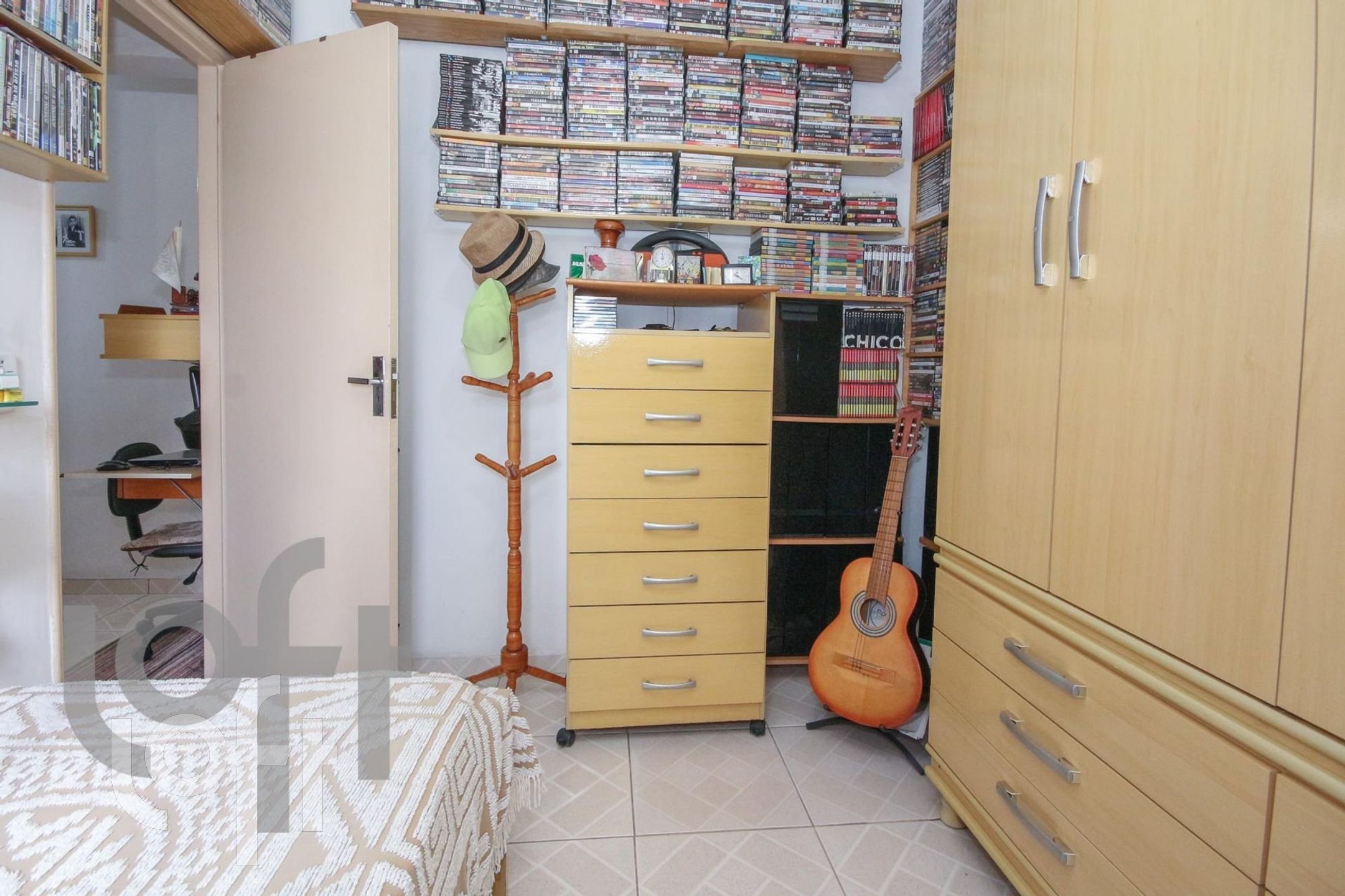 Apartamento à venda com 2 quartos, 48m² - Foto 4