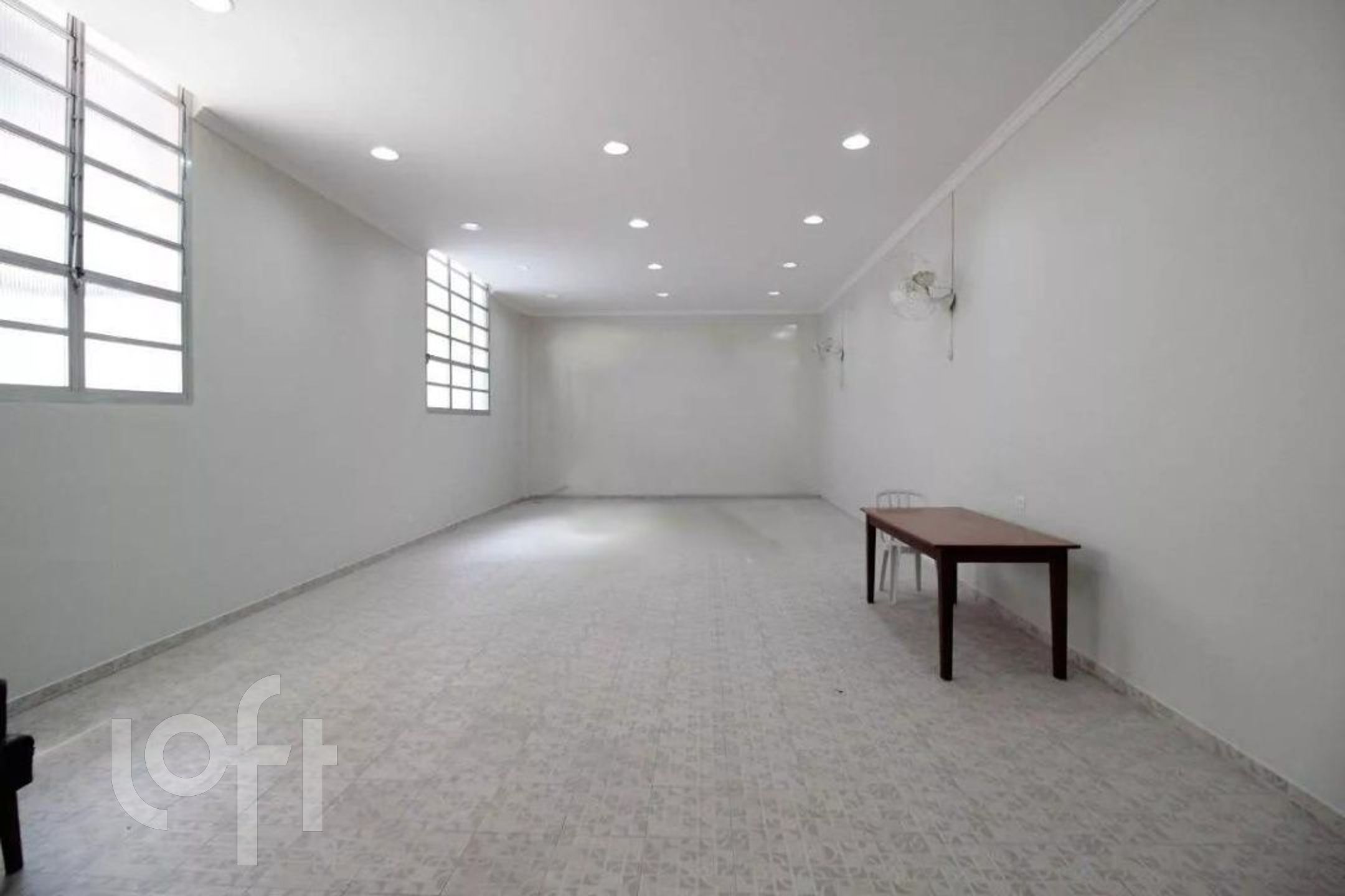 Apartamento à venda com 2 quartos, 72m² - Foto 11