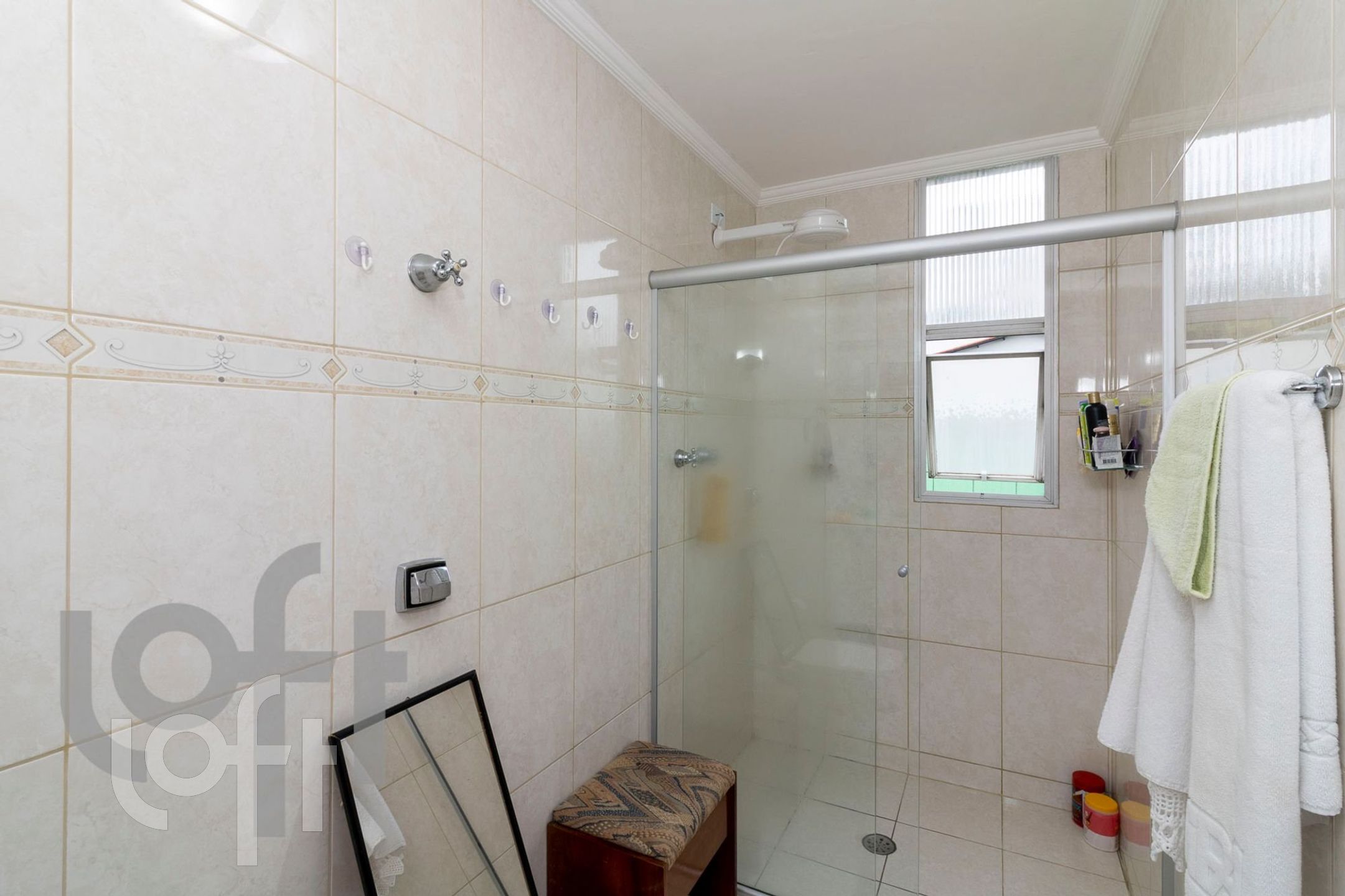 Apartamento à venda com 3 quartos, 96m² - Foto 2