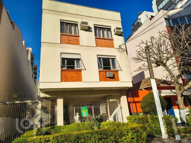 Apartamento com 72m², 2 dormitórios, 1 vaga, São João em Porto Alegre