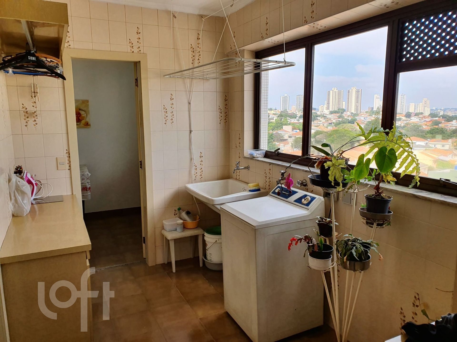 Apartamento à venda com 3 quartos, 240m² - Foto 7