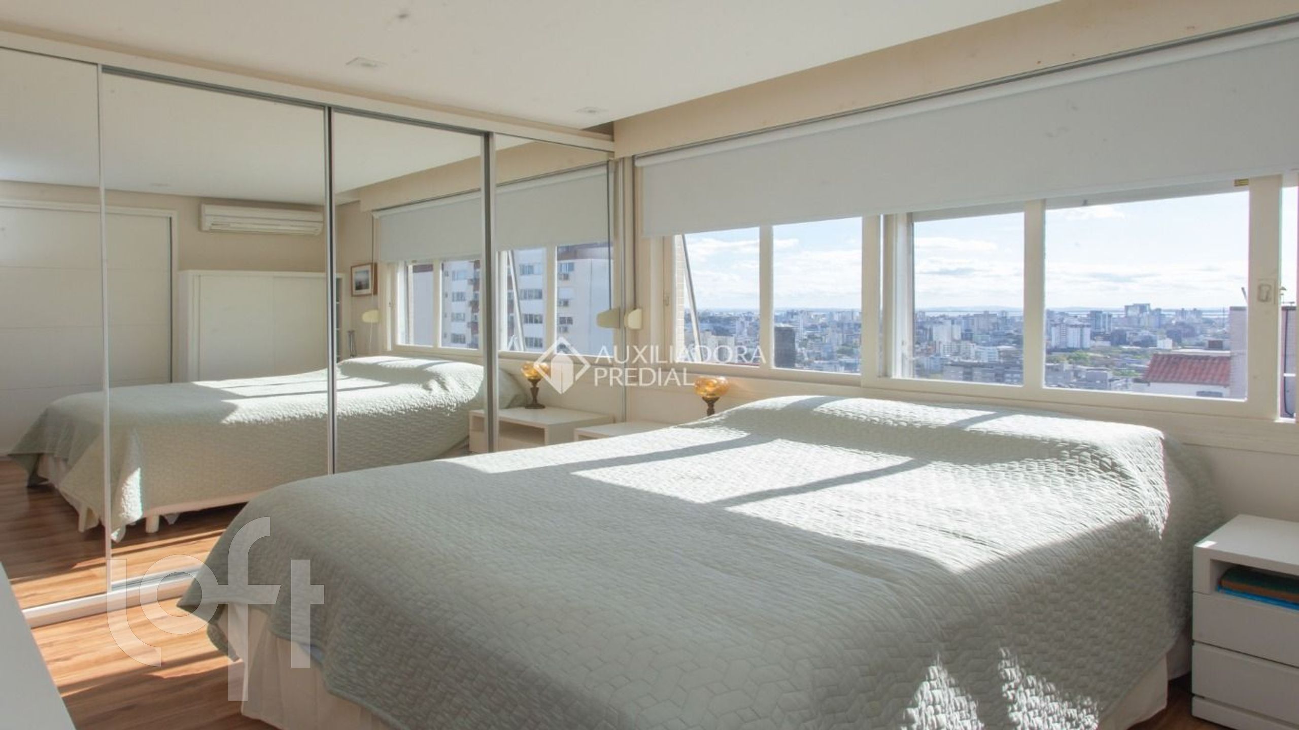 Apartamento com 113m², 3 dormitórios, 1 suíte, 1 vaga, Petrópolis em Porto Alegre