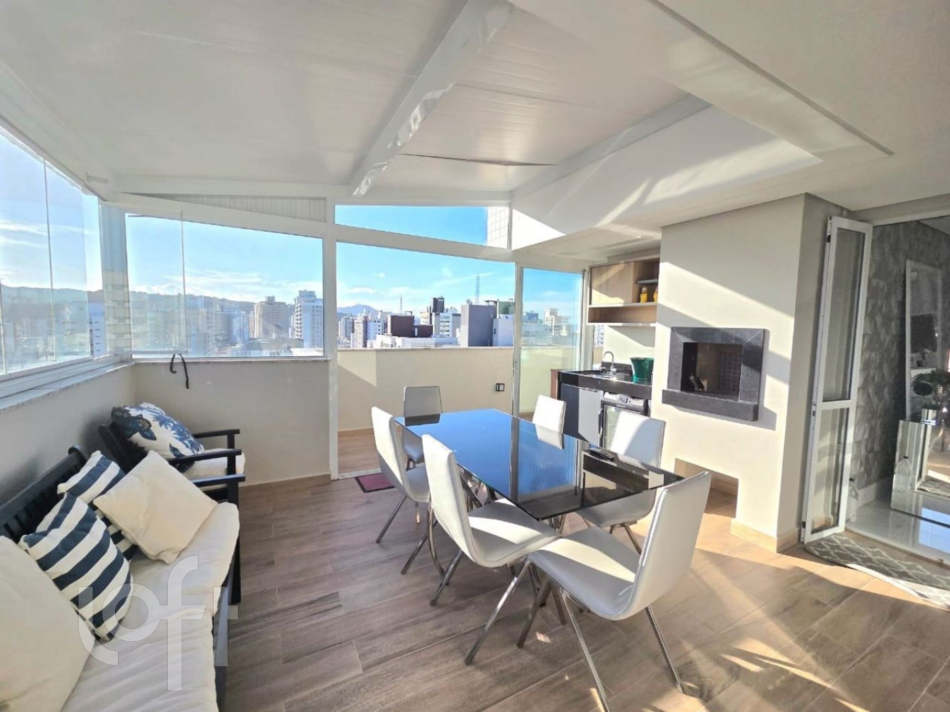 Apartamento à venda em Campinas com 165 m², 3 quartos, 1 suíte