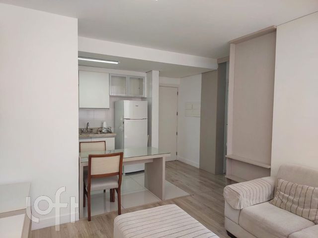 Apartamento com 39m², 1 dormitório, 1 vaga, Rio Branco em Porto Alegre