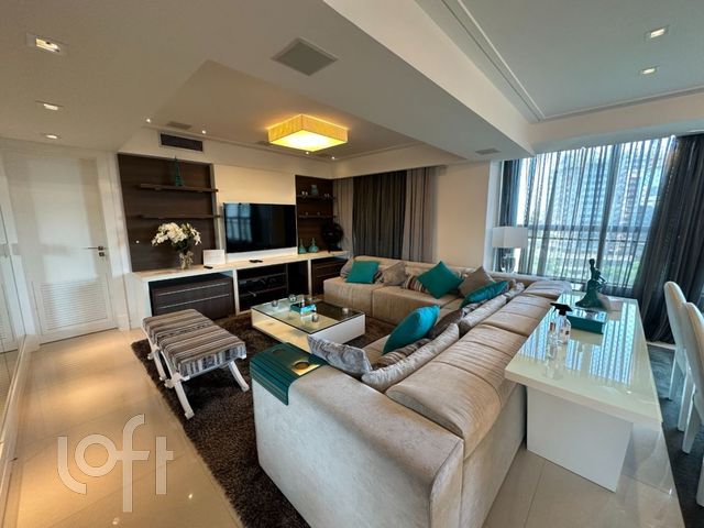 Apartamento com 153m², 3 dormitórios, 3 suítes, 2 vagas, Três Figueiras em Porto Alegre