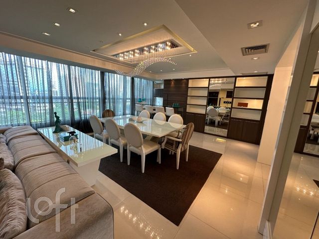 Apartamento com 153m², 3 dormitórios, 3 suítes, 2 vagas, Três Figueiras em Porto Alegre