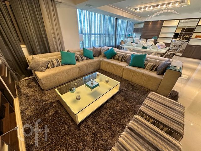 Apartamento com 153m², 3 dormitórios, 3 suítes, 2 vagas, Três Figueiras em Porto Alegre