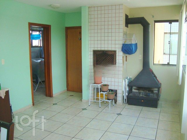 Apartamento com 80m², 2 dormitórios, 1 suíte, Santana em Porto Alegre