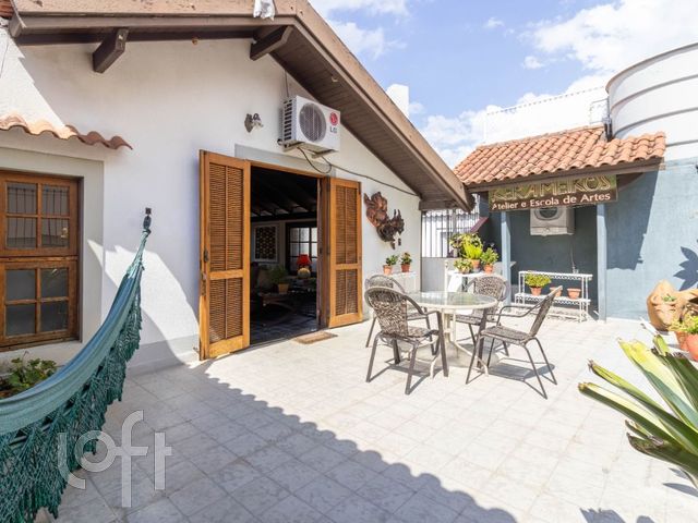 Apartamento com 195m², 3 dormitórios, 1 vaga, Moinhos de Vento em Porto Alegre