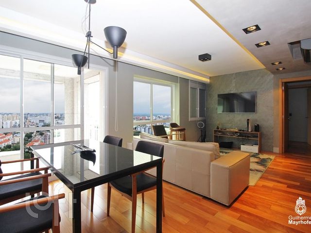 Apartamento com 92m², 3 dormitórios, 2 suítes, 2 vagas, Jardim Europa em Porto Alegre