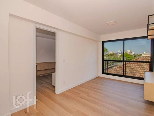 Apartamento com 61m², 2 dormitórios, 2 suítes, 1 vaga, Santa Cecília em Porto Alegre