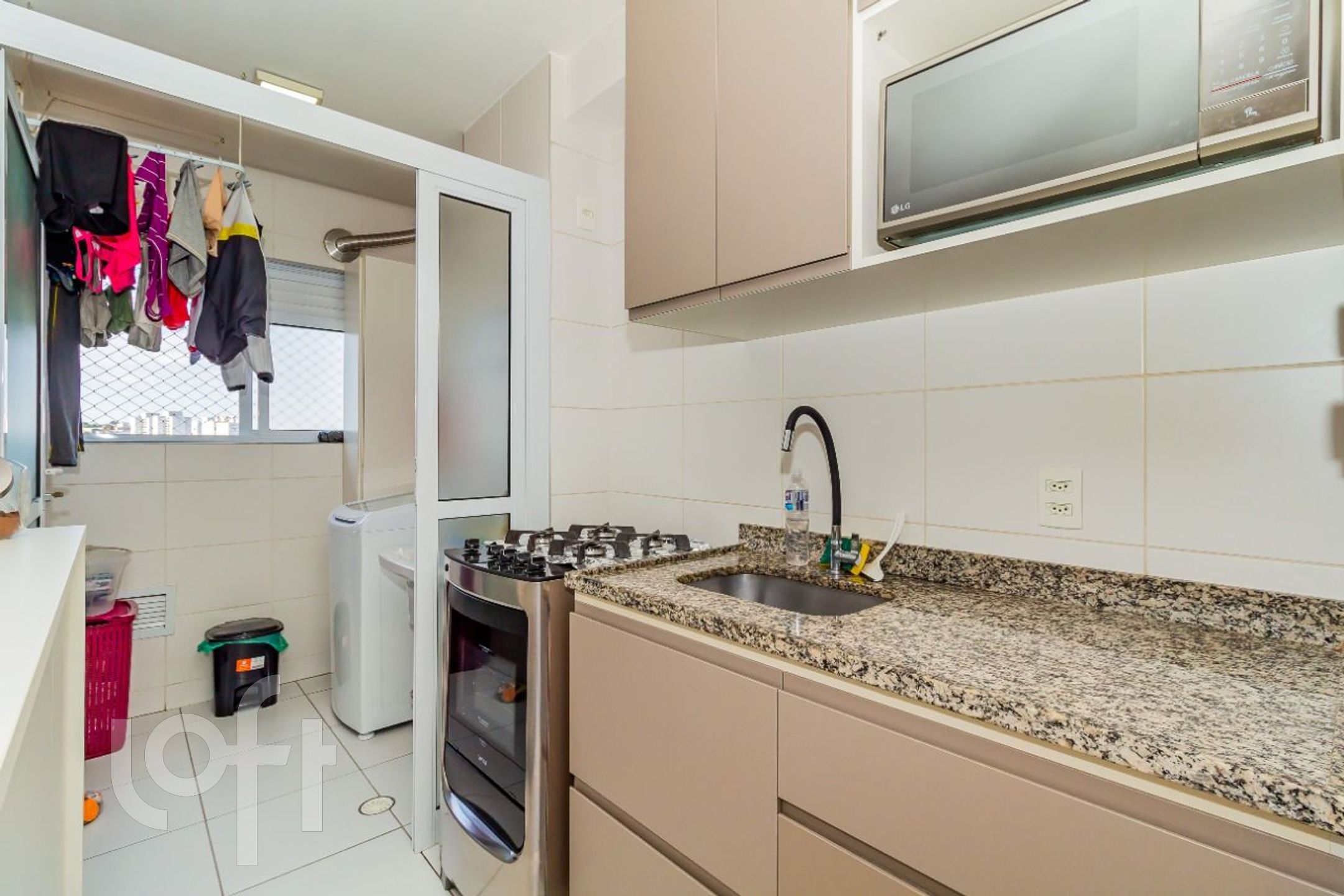 Apartamento à venda com 1 quarto, 40m² - Foto 12