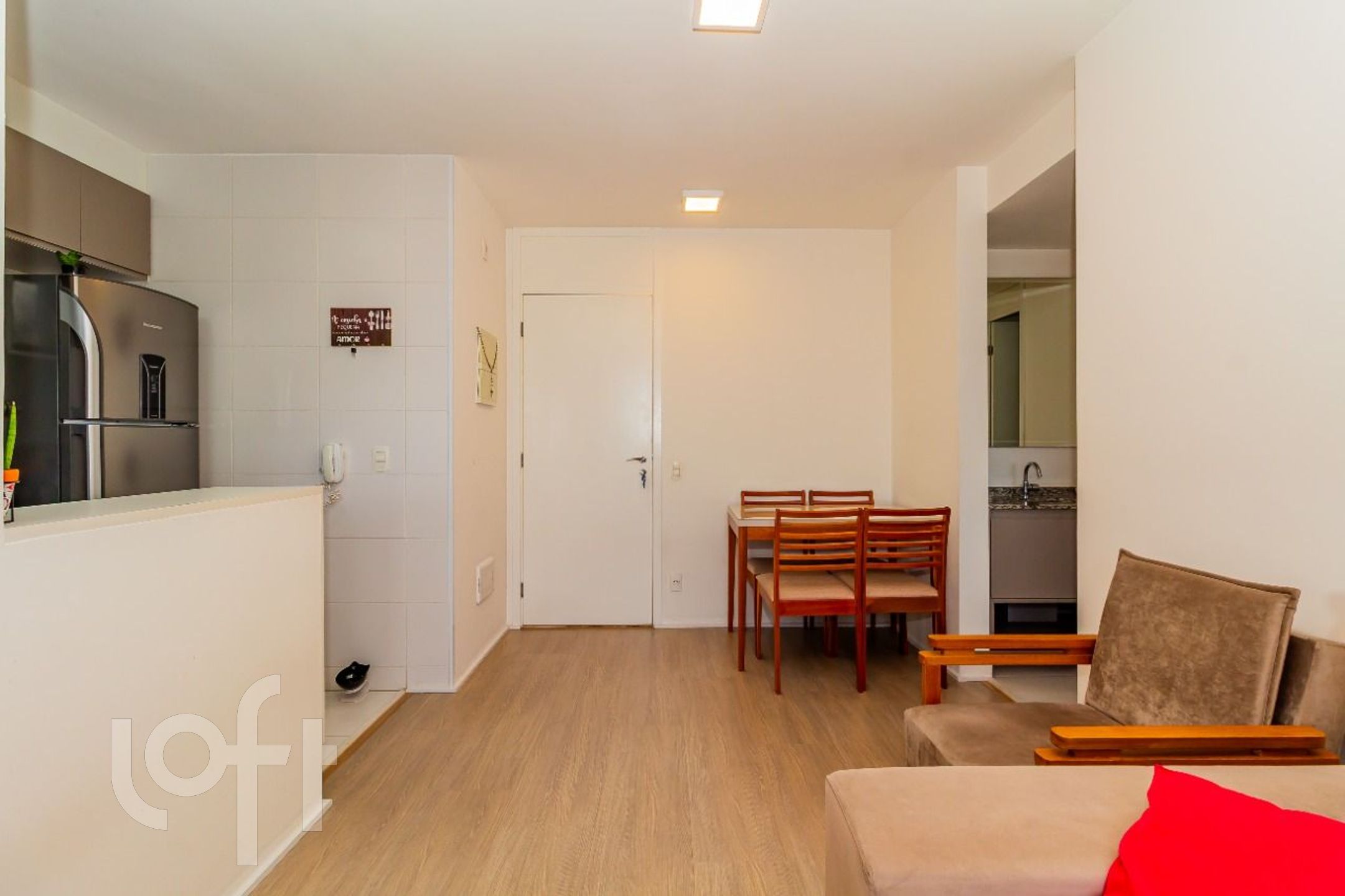 Apartamento à venda com 1 quarto, 40m² - Foto 5