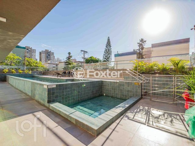 Apartamento com 62m², 2 dormitórios, 1 suíte, 2 vagas, Vila Ipiranga em Porto Alegre