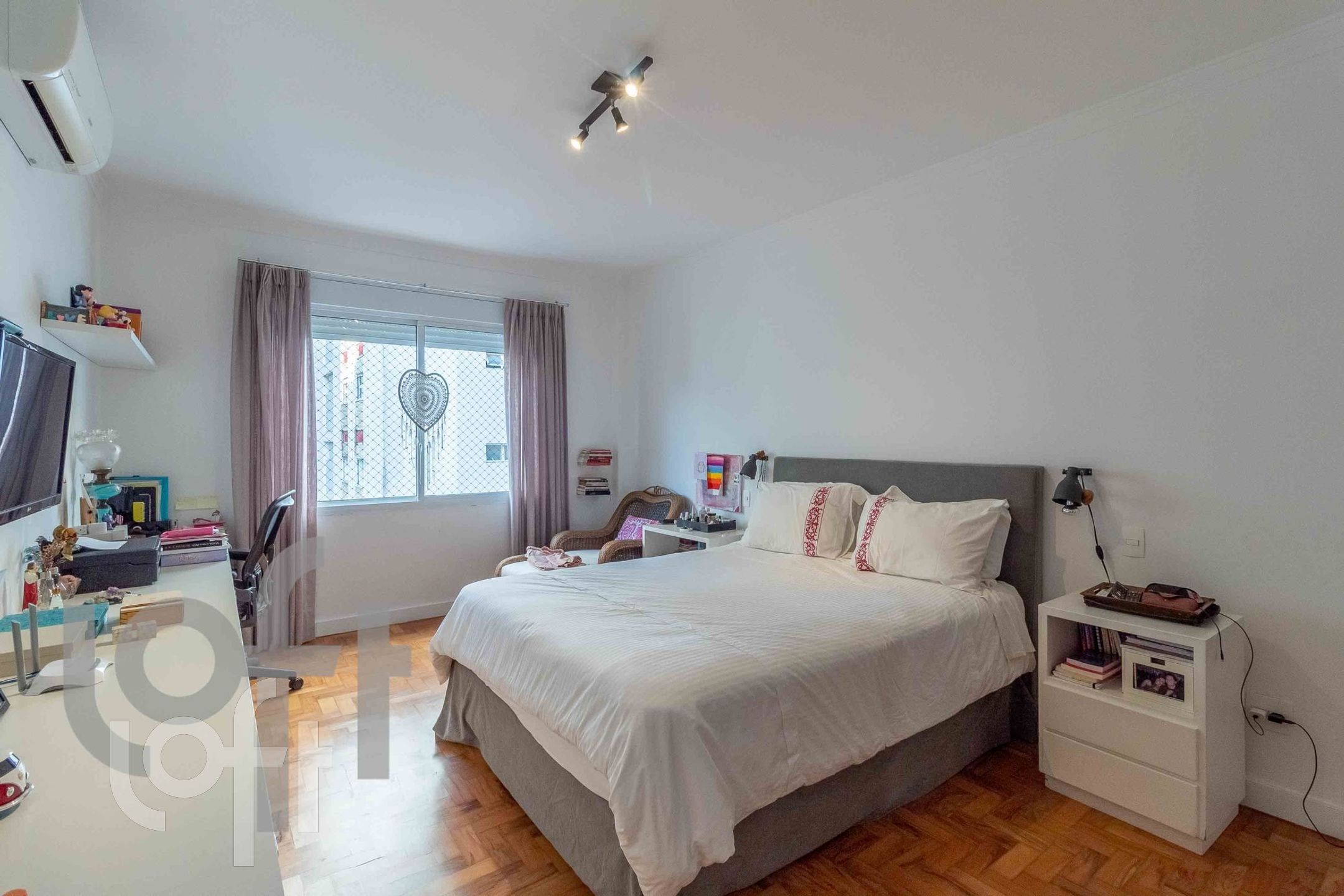 Apartamento à venda com 3 quartos, 240m² - Foto 12