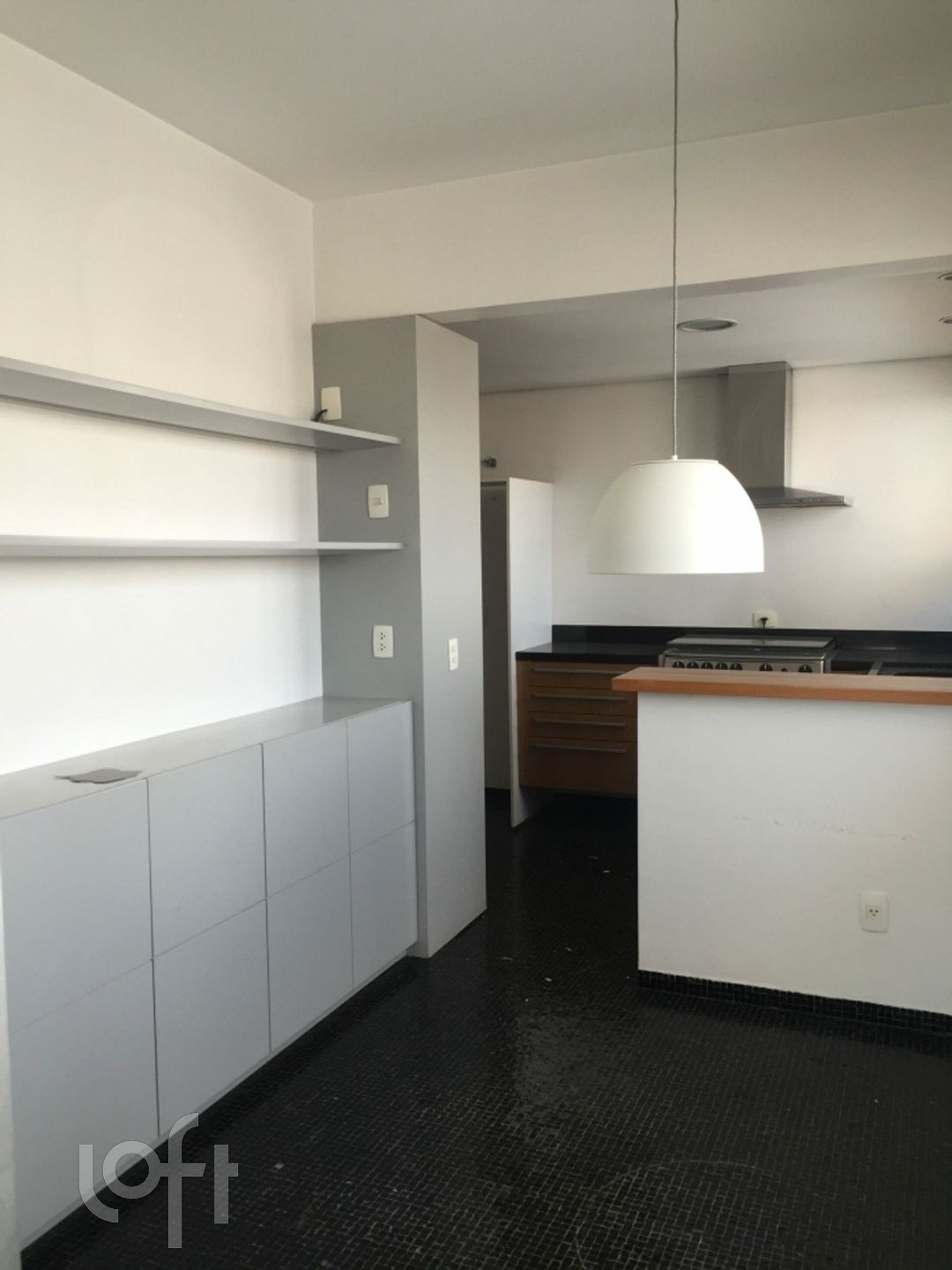 Apartamento à venda com 3 quartos, 215m² - Foto 3