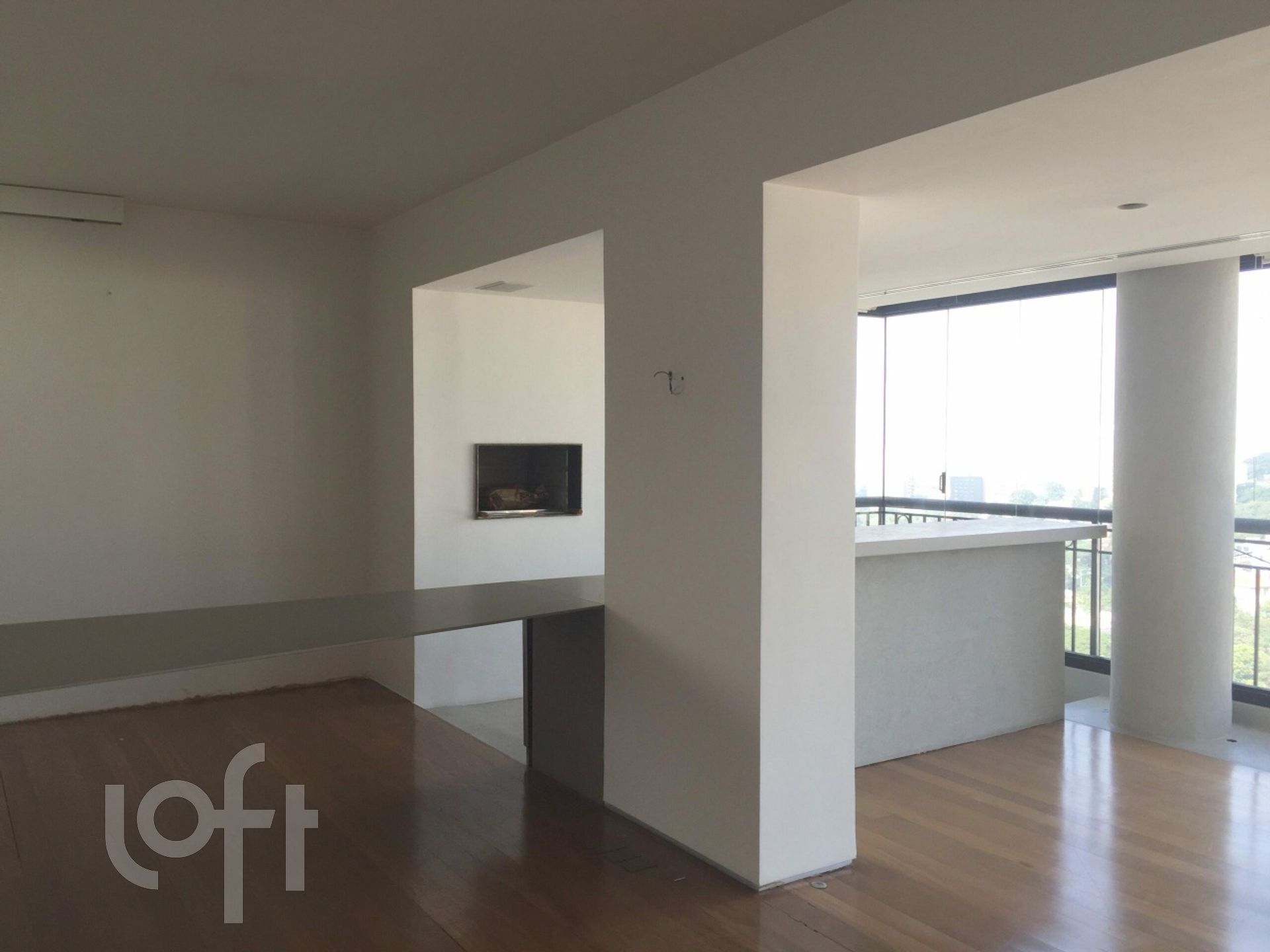 Apartamento à venda com 3 quartos, 215m² - Foto 2