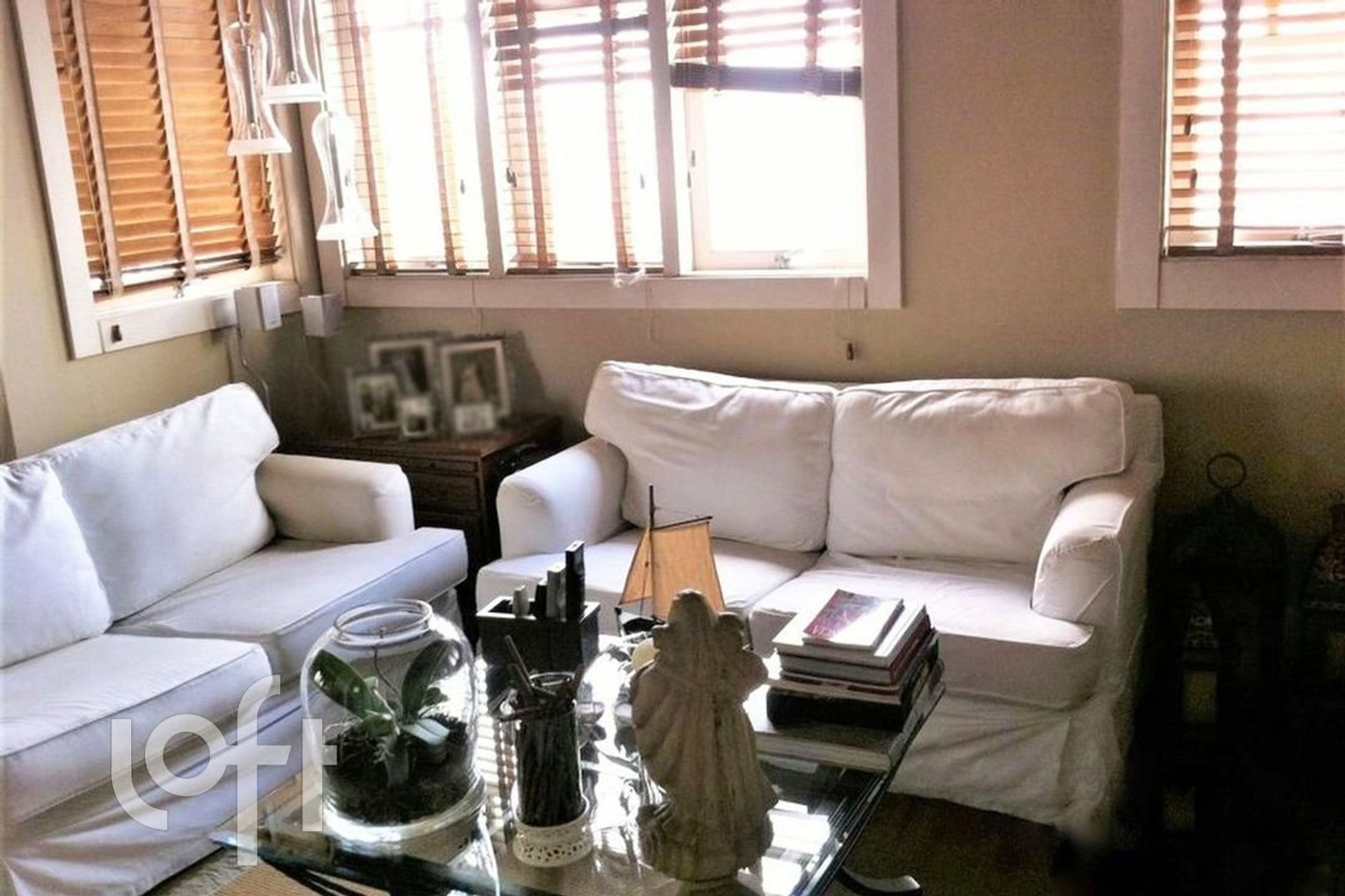 Apartamento à venda com 2 quartos, 120m² - Foto 1