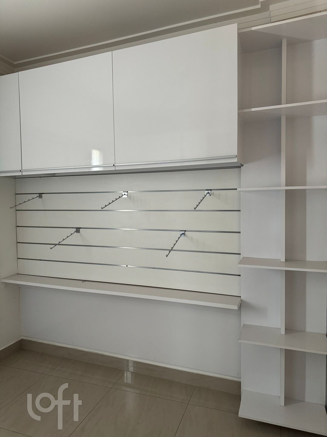 Apartamento à venda com 2 quartos, 62m² - Foto 17