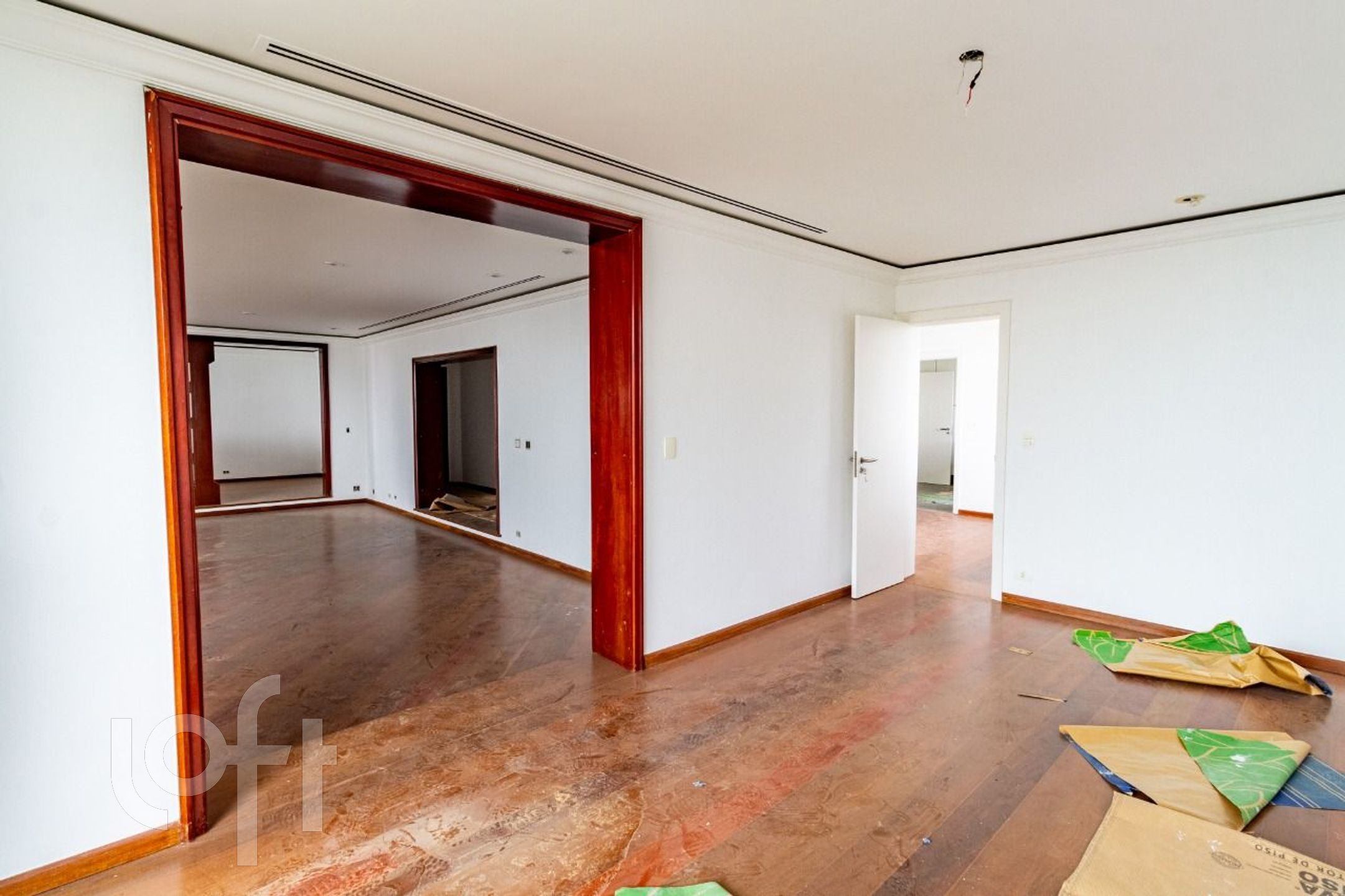 Apartamento à venda com 4 quartos, 384m² - Foto 15