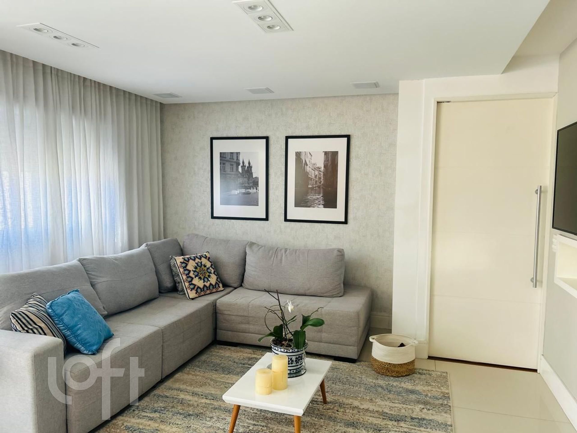 Apartamento à venda em Vila Ipojuca com 131 m², 3 quartos, 2 vagas