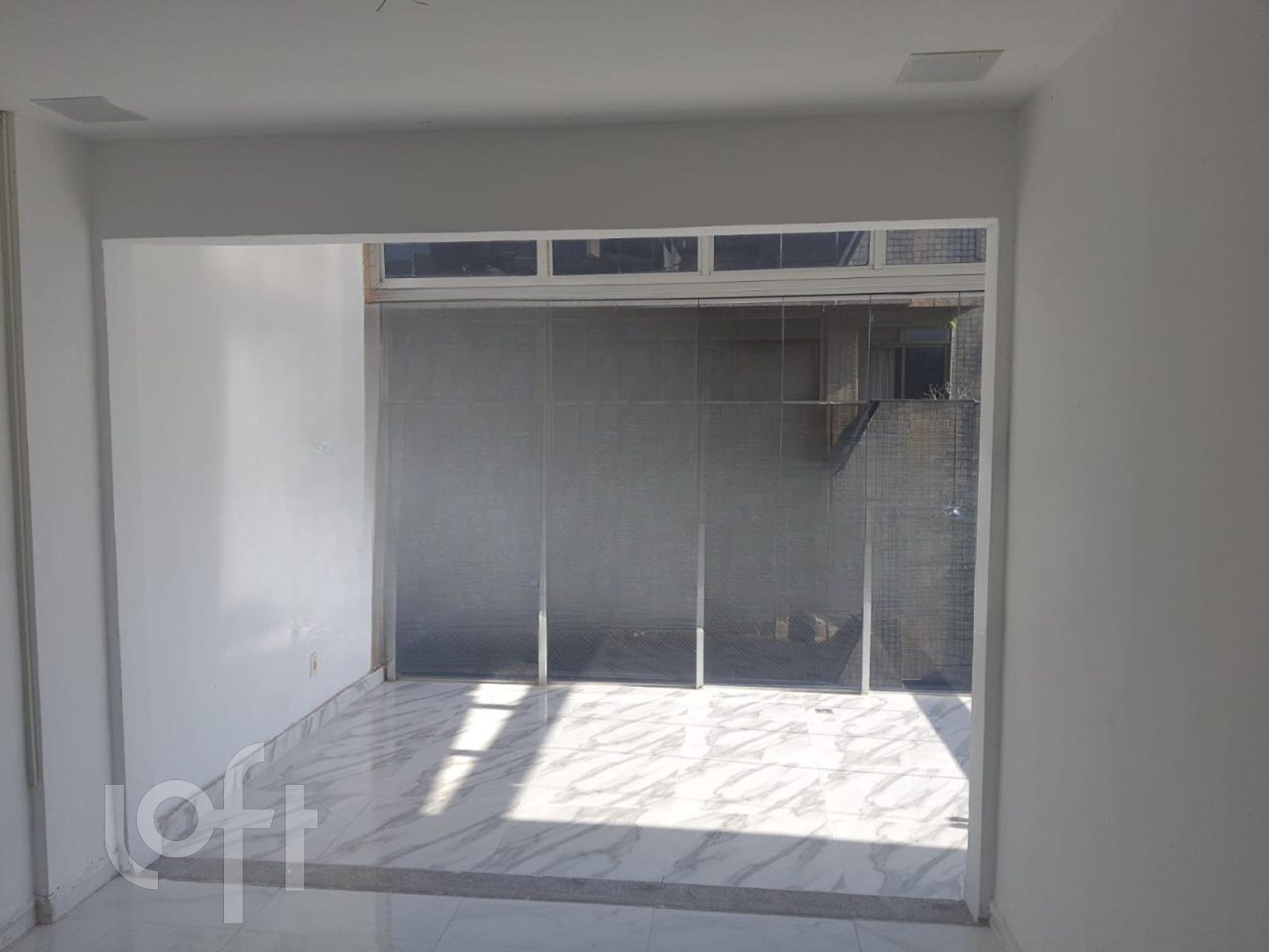 Apartamento à venda com 2 quartos, 120m² - Foto 7