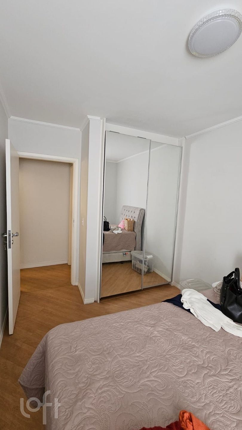 Apartamento à venda com 2 quartos, 70m² - Foto 15