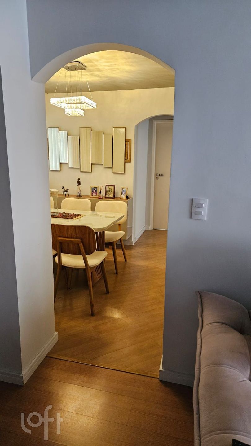 Apartamento à venda com 2 quartos, 70m² - Foto 8