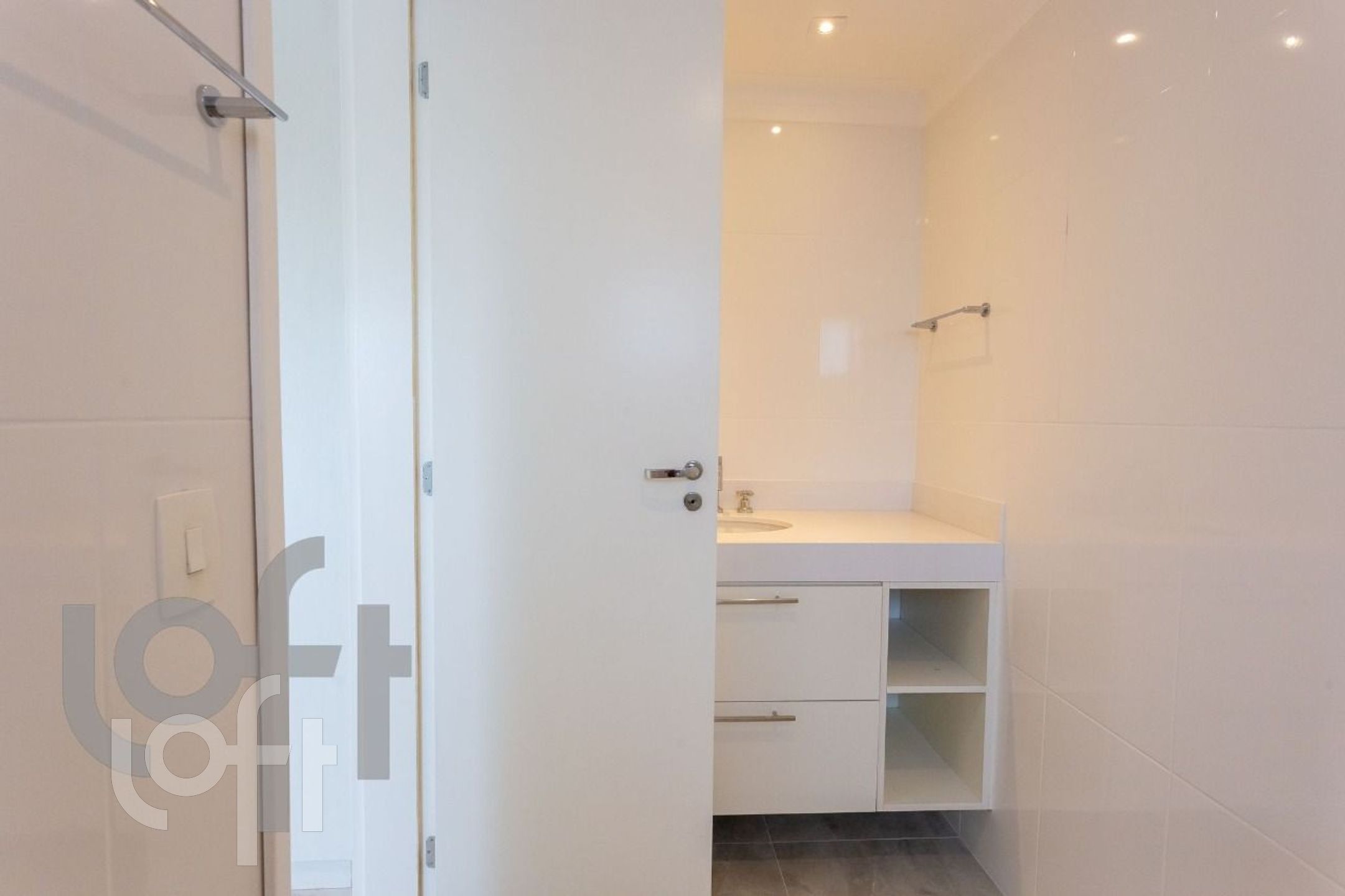 Apartamento à venda com 3 quartos, 283m² - Foto 30