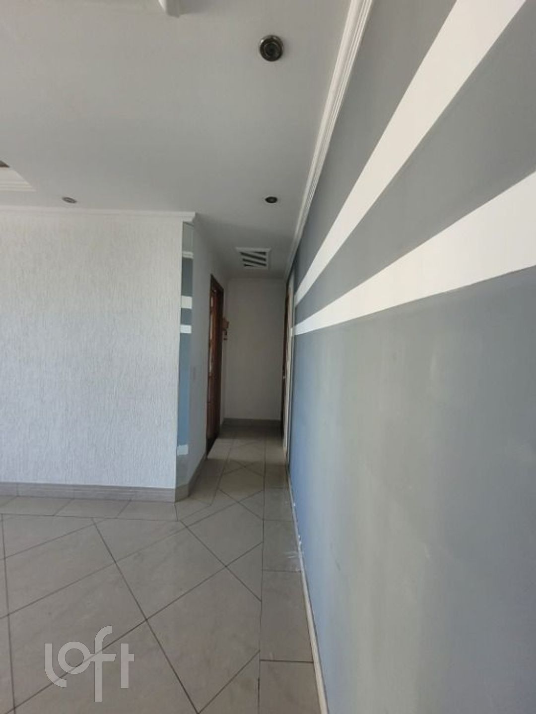 Apartamento à venda com 2 quartos, 70m² - Foto 8