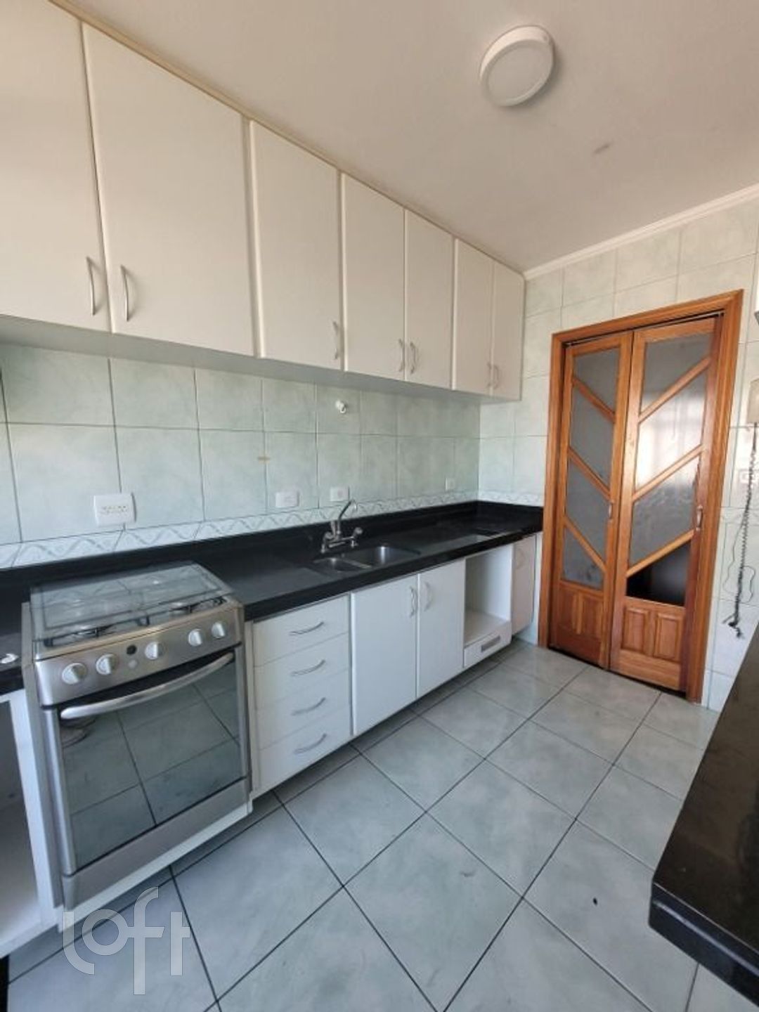 Apartamento à venda com 2 quartos, 70m² - Foto 11