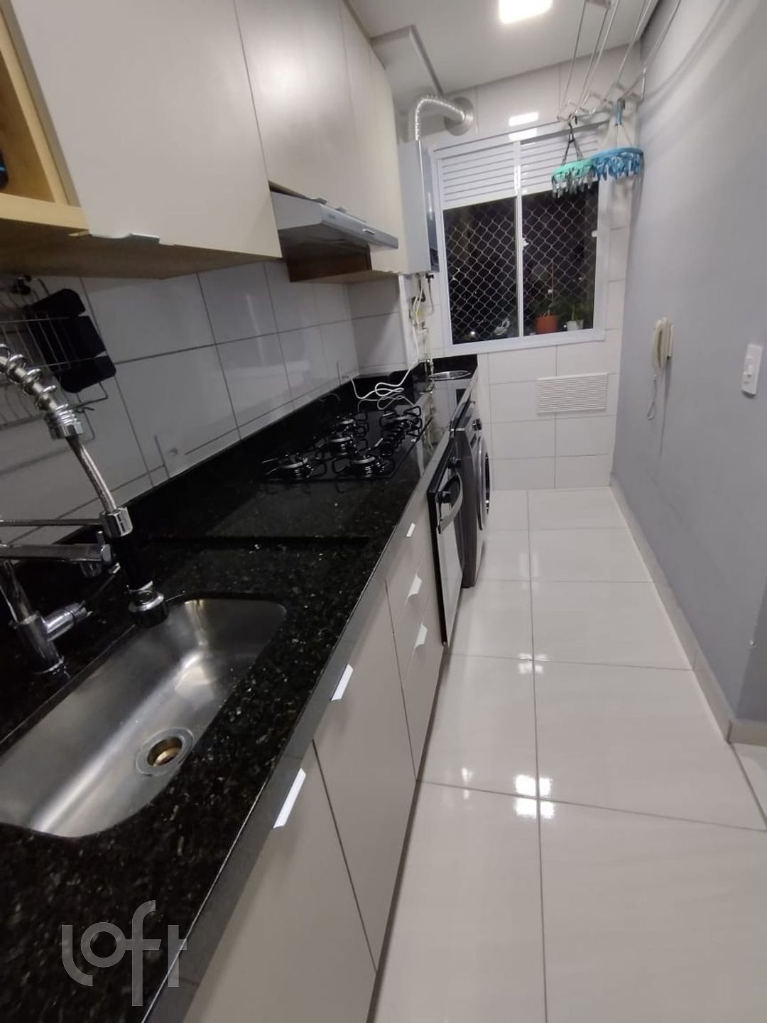 Apartamento à venda com 2 quartos, 40m² - Foto 19