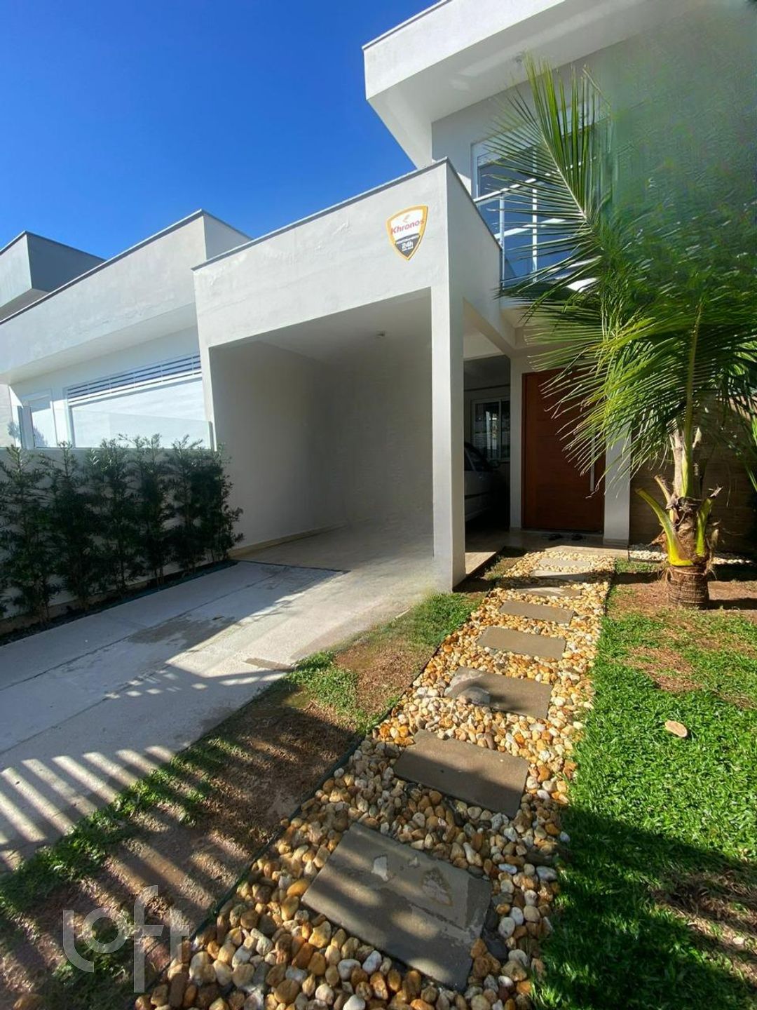 Casa Residencial com 128m², 3 quartos, 1 suíte, 2 garagens, no bairro Alto Ribeirão Leste em Florianópolis